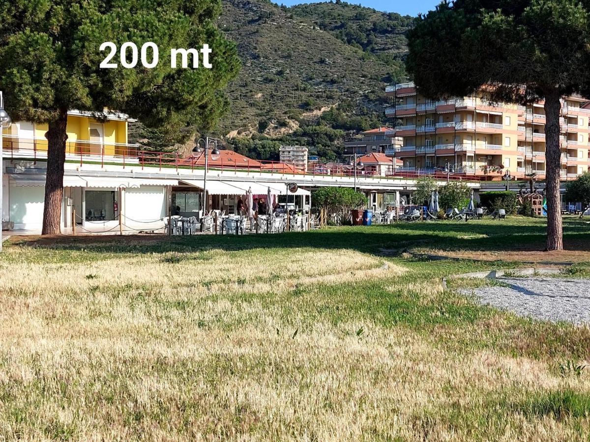 Casa Laura Leilighet Ventimiglia Eksteriør bilde